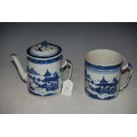 CHINESE PORCELAIN BLUE AND WHITE COFFEE POT AND COVER, QING DYNASTY, TOGETHER WITH A SIMILAR CHINESE