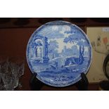 LATE SPODE BLUE PRINTED ITALIAN PATTERN CIRCULAR FOOTED DISH