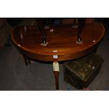 19TH CENTURY MAHOGANY AND SATINWOOD CROSS BANDED DROP LEAF CIRCULAR TABLE SUPPORTED ON SQUARE