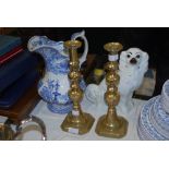 PAIR OF VICTORIAN BRASS CANDLESTICKS, TOGETHER WITH A STAFFORDSHIRE MANTEL DOG, BLUE AND WHITE