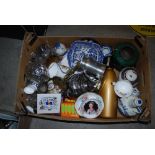 BOX - ASSORTED CERAMICS AND GLASSWARE INCLUDING DECANTERS, PEWTER TANKARD, TEA WARES, CHINESE GINGER