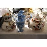 ASSORTED CERAMICS INCLUDING MASONS MANDOLIN PATTERNED JUG, MASONS MANDOLIN PATTERNED TEA POT AND