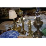 ASSORTED BRASSWARE INCLUDING ADJUSTABLE TABLE READING LAMP, PAIR OF BRASS CANDLESTICKS, BRASS KETTLE