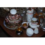 ASSORTED CERAMICS INCLUDING ROYAL CROWN DERBY CUPS AND SAUCERS, ROYAL CROWN DERBY SIDE PLATES,