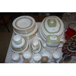 ROYAL DOULTON RONDELAY PATTERNED DINNER AND PART COFFEE SET