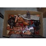 BOX - ASSORTED WOODEN WARES INCLUDING AMERICAN INDIAN BUST, AFRICAN BUSTS, AUSTRALIAN ABORIGINAL