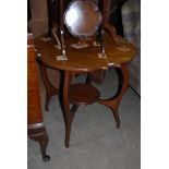 A 20TH CENTURY MAHOGANY WINDOW TABLE WITH UNDER STAGE, ON FOUR DOWNSWEPT LEGS