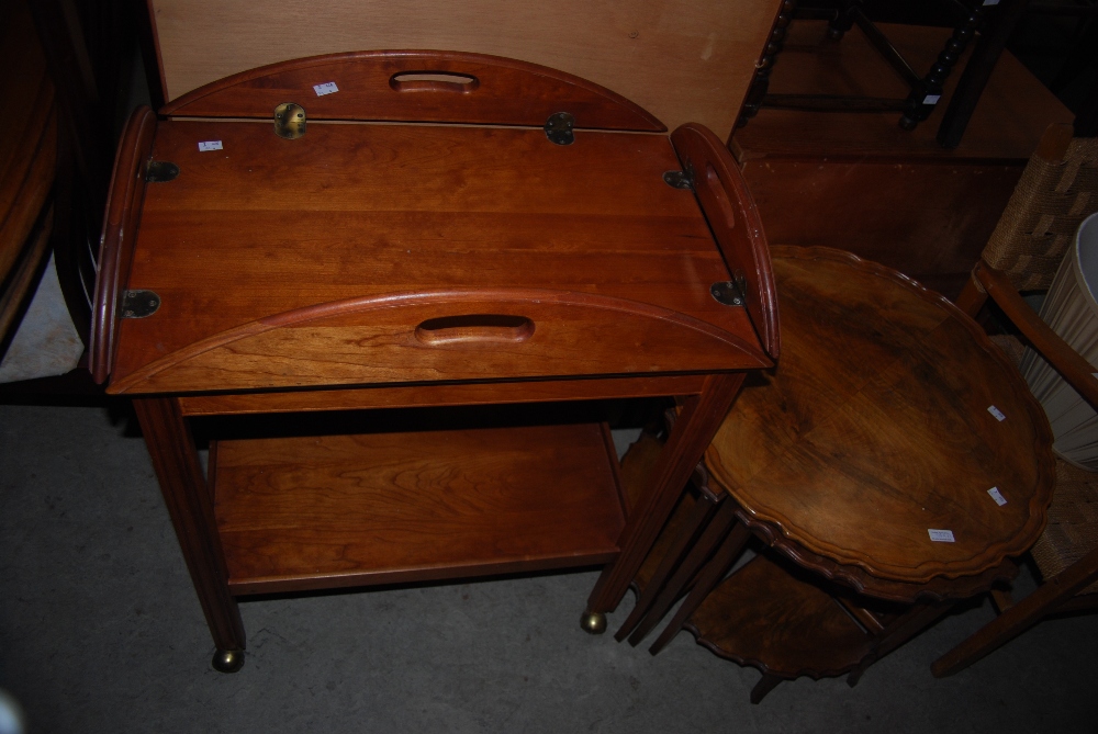 TWO TIER BUTLERS TROLLEY WITH HINGED FLAPS, WALNUT CIRCULAR OCCASIONAL TABLE CONCEALING FOUR FURTHER