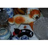 ASSORTED CERAMICS INCLUDING GOEBEL ROBIN FIGURE, BRETBY CAT WITH BALL AND STAFFORDSHIRE DOG FIGURE