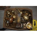 BOX - ASSORTED BRASSWARE TO INCLUDE EASTERN BRASS COFFEE POT ETC