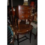 EDWARDIAN MAHOGANY OVAL OCCASIONAL TABLE, TOGETHER WITH A SMALL REPRODUCTION MAHOGANY CHEST WITH