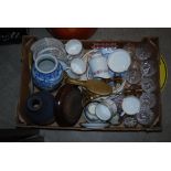 BOX - ASSORTED DECORATIVE CERAMICS, GLASSWARE