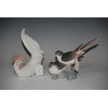 LLADRO FIGURE OF TWO BIRDS, TOGETHER WITH A LLADRO FIGURE OF A CHICKEN