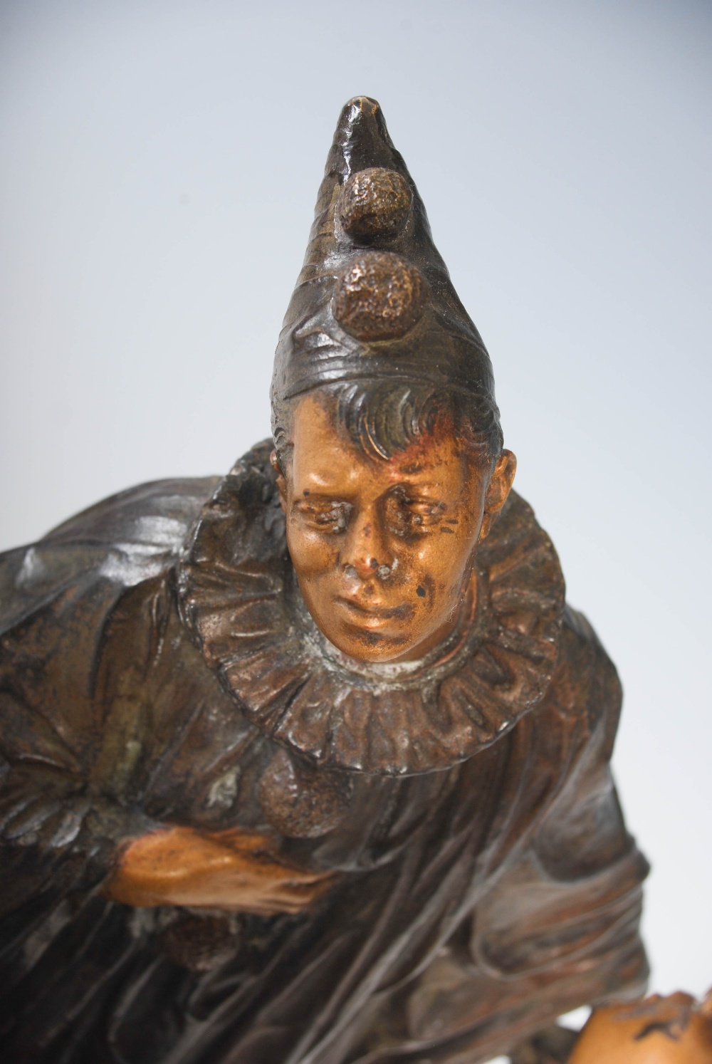 Ehleder - An early 20th century patinated bronze figure group of male and female clowns, modelled - Image 10 of 10