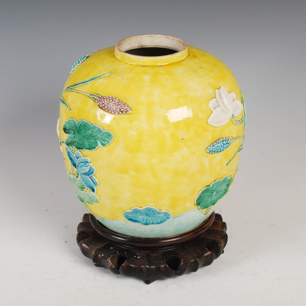 A Chinese porcelain yellow ground jar, Wang Bingrong, Qing Dynasty, decorated in relief with egret - Image 15 of 20