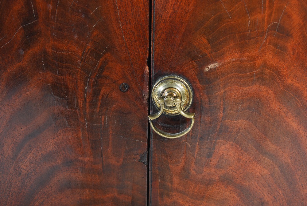 A George III mahogany tray top commode, the rectangular top with three quarter gallery and pierced - Image 5 of 10