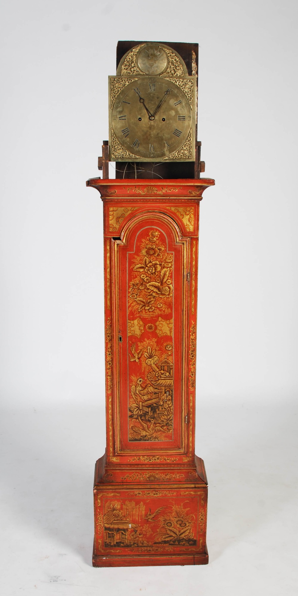 A George III chinoiserie decorated red lacquer longcase clock, the brass dial and chapter ring - Image 6 of 20