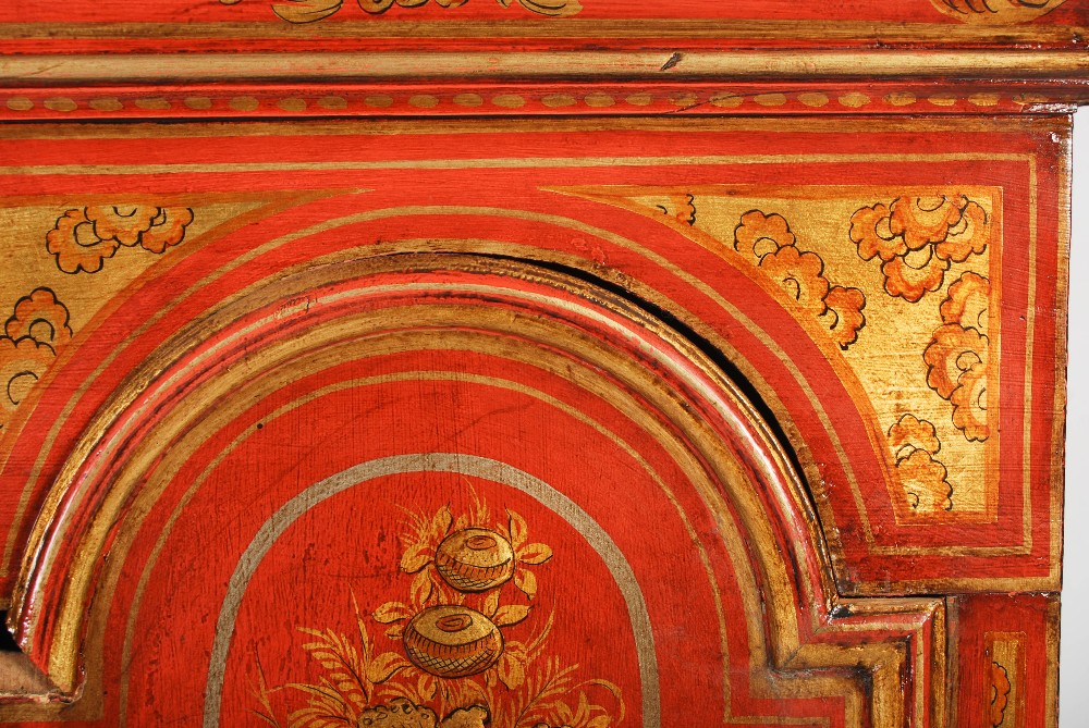 A George III chinoiserie decorated red lacquer longcase clock, the brass dial and chapter ring - Image 9 of 20