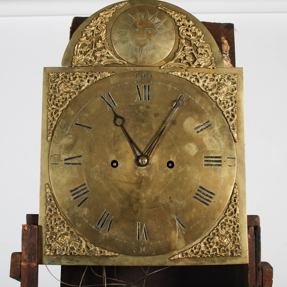 A George III chinoiserie decorated red lacquer longcase clock, the brass dial and chapter ring - Image 7 of 20