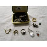 Box of jewellery to include silver etc