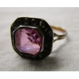 Gold 1930's stone set ring