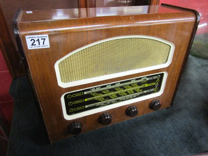 Roland radio - Model 445 (Working)