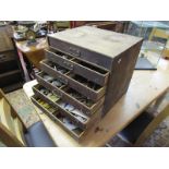 Bank of 6 drawer tool chest & contents