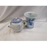 2 pieces of blue and white china