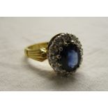 Fine 18ct sapphire & diamond cluster ring