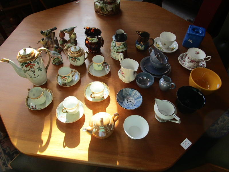 Collection of ceramics to include Royal Worcester birds