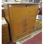 Blonde elm Ercol bureau / drinks cabinet - H: 110cm W: 83cm D: 49cm