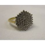 18ct gold diamond cluster ring