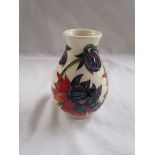 Moorcroft Ruby Red vase 075 by Emma Bossons - H: 14cm