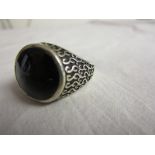 Silver onyx gents ring