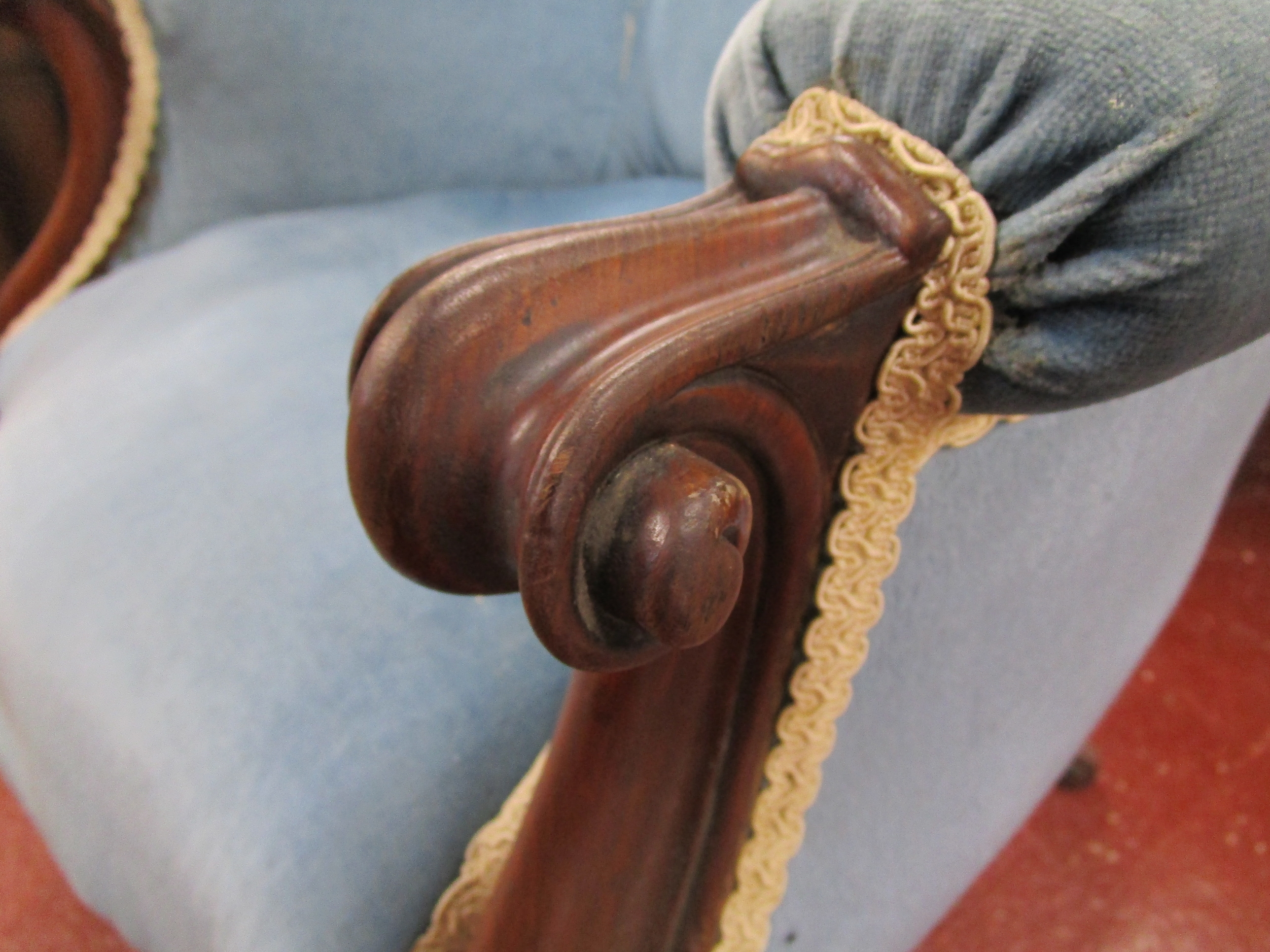 2 Victorian button-back armchairs with blue fabric - Image 6 of 22