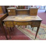 Fine quality inlaid ladies desk with galleried top - H: 95cm W: 92cm D: 49cm