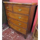 Mahogany bow front chest of 2 over 3 drawers - H: 120cm W: 104cm D: 51cm
