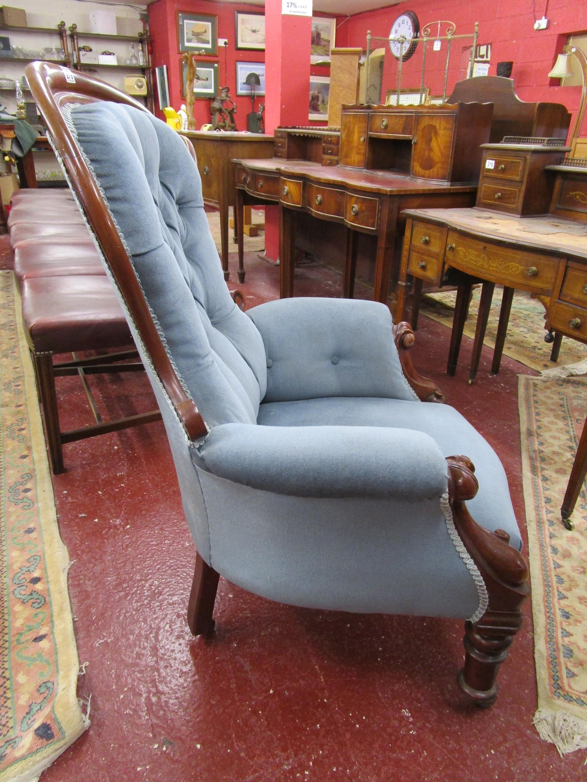 2 Victorian button-back armchairs with blue fabric - Image 16 of 22