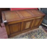 Oak linen fold blanket box - H: 53cm W: 106cm D: 45cm