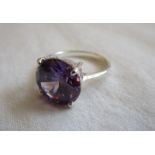 Silver amethyst ring