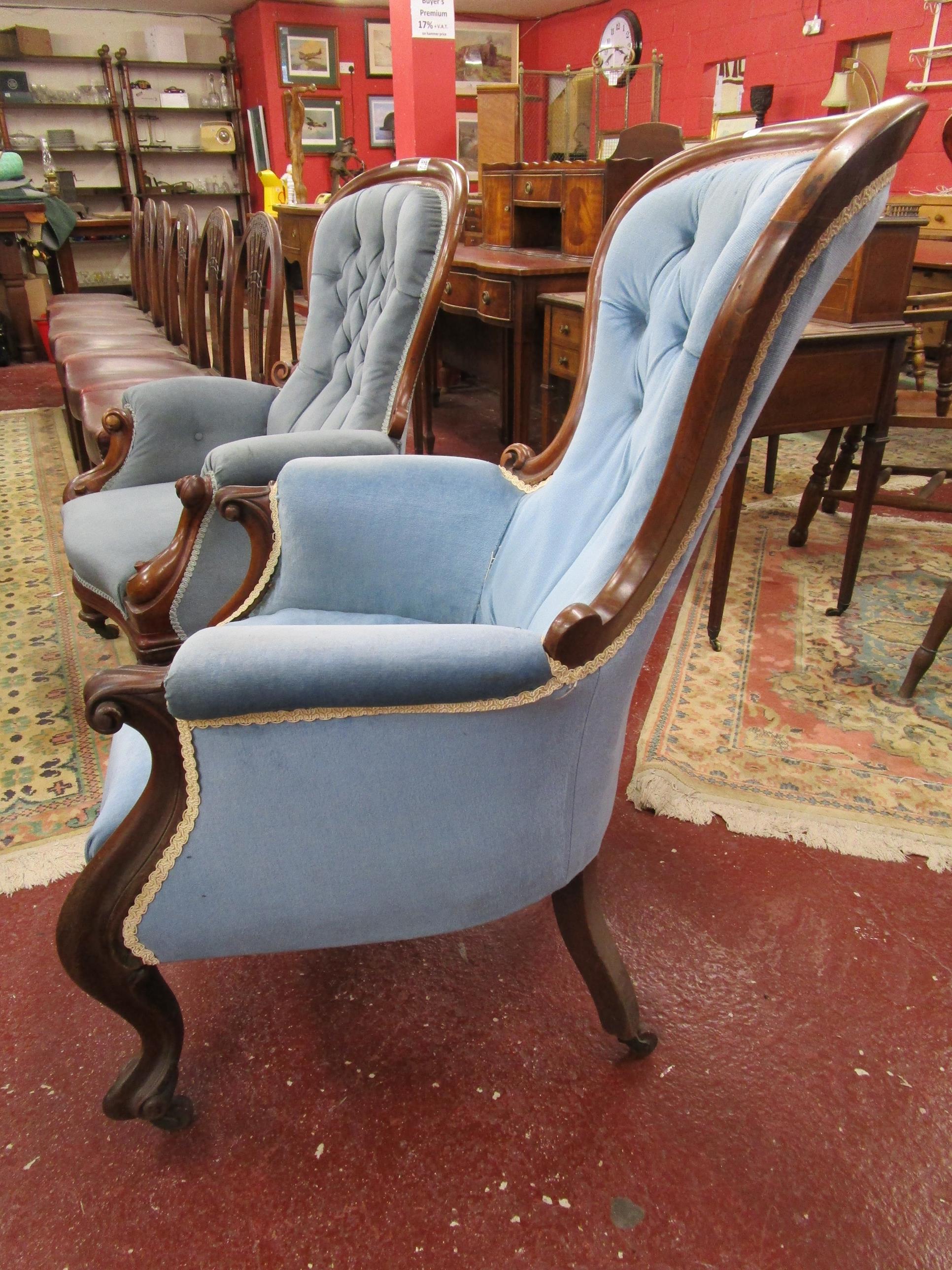 2 Victorian button-back armchairs with blue fabric - Image 2 of 22