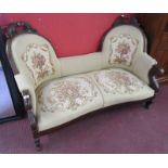 Victorian salon sofa - H:97cm W:147cm D:68cm