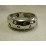 18ct white gold diamond set ring