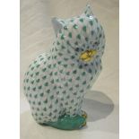 Herend porcelain figure - Sitting Cat - Green fishnet pattern