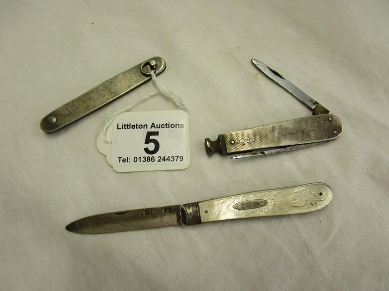 3 silver fruit knives