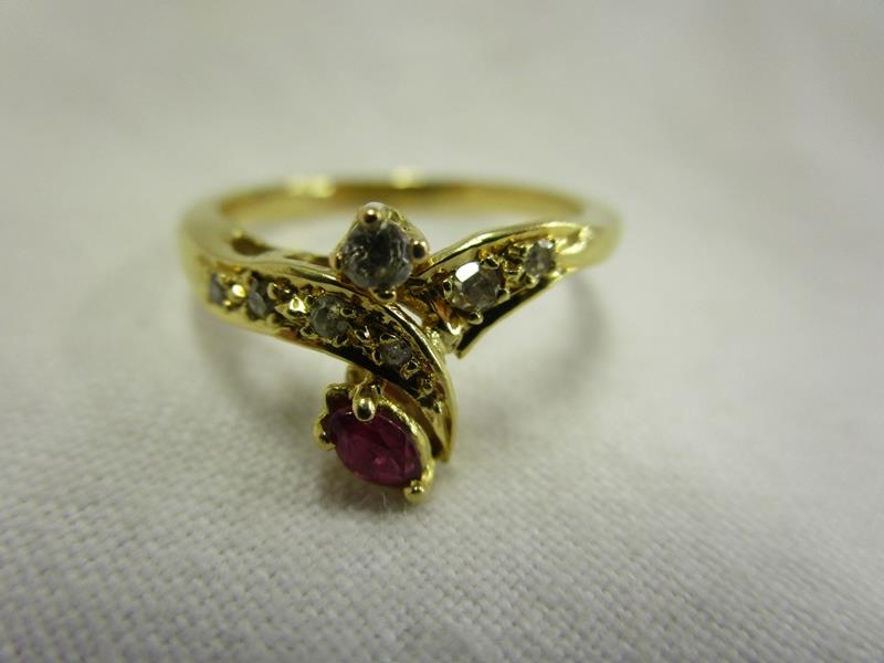 18ct gold diamond and ruby ring