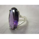 Silver amethyst set ring