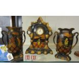 Clock garniture with Dutch decoration