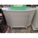 Painted sideboard with glass top - H: 84cm W: 122cm D: 40cm