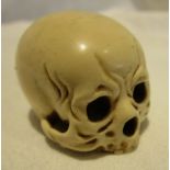 Netsuke skull